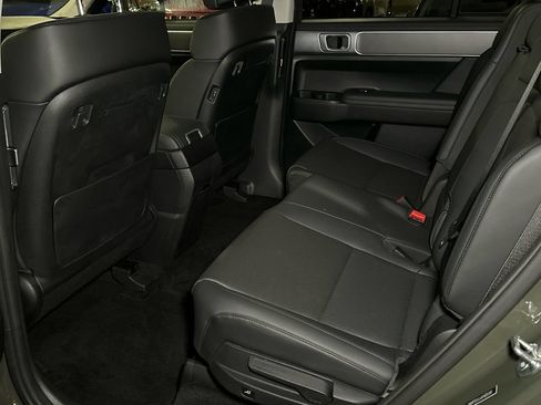 Used 2024 Hyundai Santa Fe SEL AWD/4WD image 16