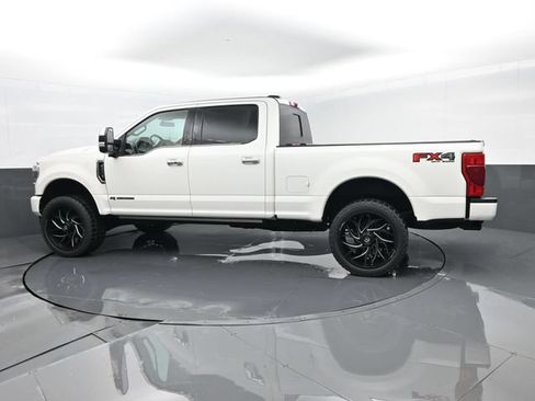 Used 2022 Ford F250 Platinum w/ FX4 Off-Road Package AWD/4WD image 4