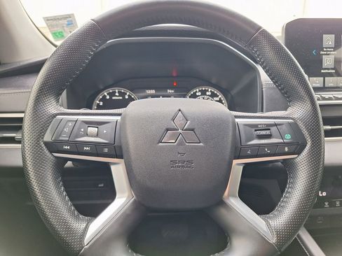 Used 2024 Mitsubishi Outlander Ralliart image 7