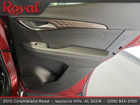 Used 2023 Buick Envision Avenir FWD image 21