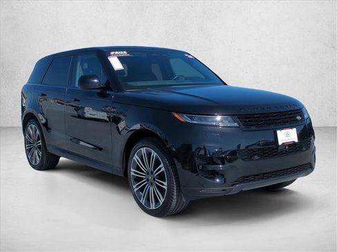 Used 2024 Land Rover Range Rover Sport SE AWD/4WD image 3