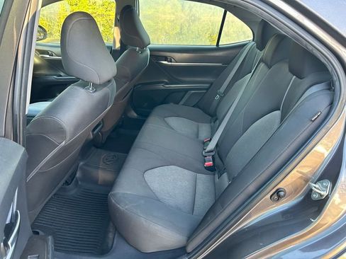 Used 2021 Toyota Camry LE image 13