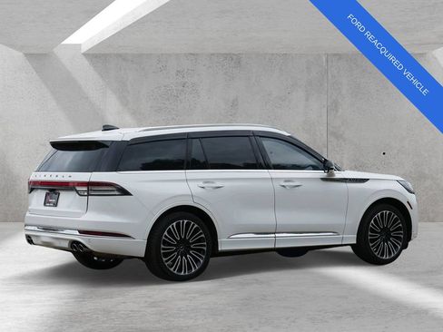 Used 2025 Lincoln Aviator Black Label AWD/4WD image 3
