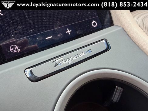 Used 2025 Porsche Taycan w/ Premium Package RWD image 27