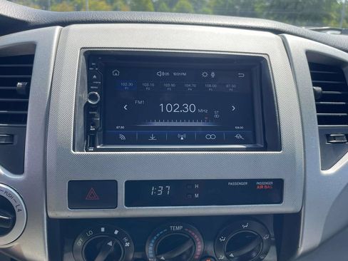 Used 2012 Toyota Tacoma 4x4 Double Cab w/ TRD Off-Road Pkg image 27