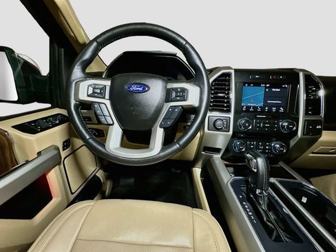 Used 2017 Ford F150 Lariat AWD/4WD image 31