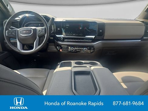 Used 2025 GMC Sierra 1500 SLT RWD image 12