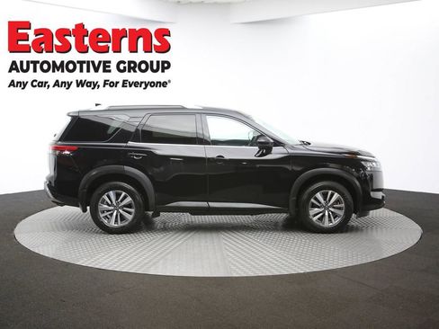 Used 2022 Nissan Pathfinder SL image 47