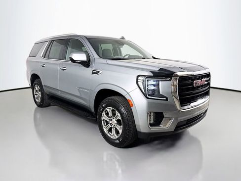 Used 2024 GMC Yukon SLE AWD/4WD image 1