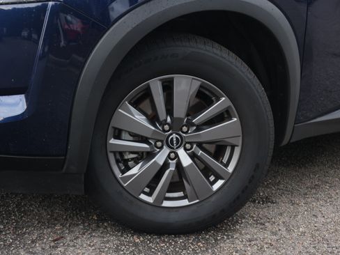 Used 2024 Nissan Pathfinder SV FWD image 29