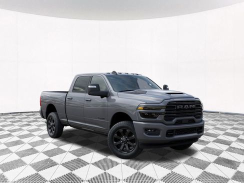 New 2026 RAM 2500 Laramie AWD/4WD image 7
