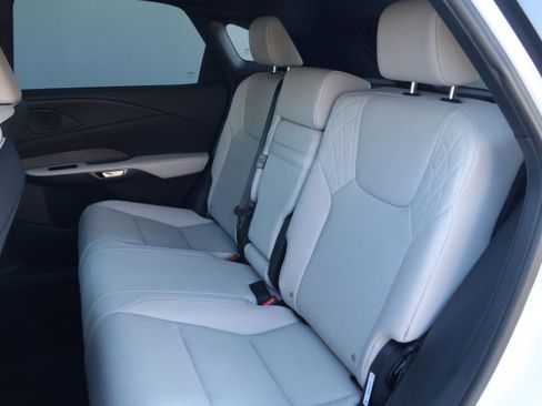 Used 2025 Lexus RX 350 Premium image 35