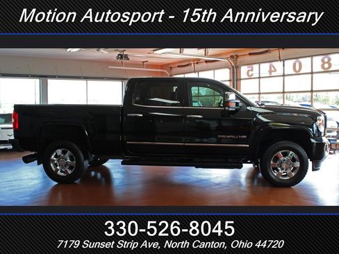Used 2016 GMC Sierra 3500 Denali w/ Duramax Plus Package AWD/4WD image 11