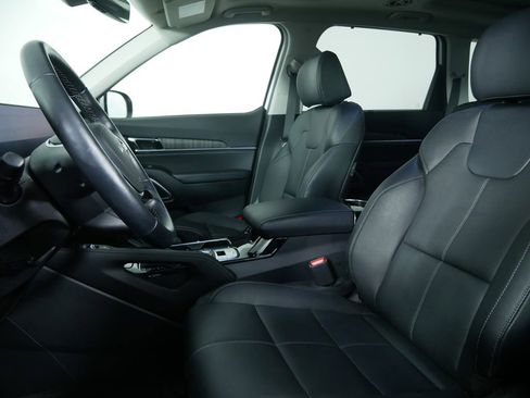 Certified 2025 Kia Telluride SX image 12