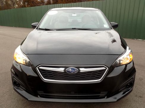 Used 2017 Subaru Impreza 2.0i Premium image 2