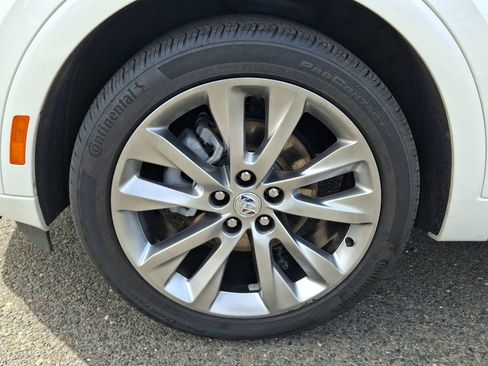 Used 2023 Buick Envision Avenir image 9