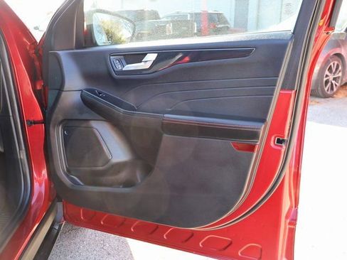 Used 2023 Ford Escape ST-Line Elite image 9