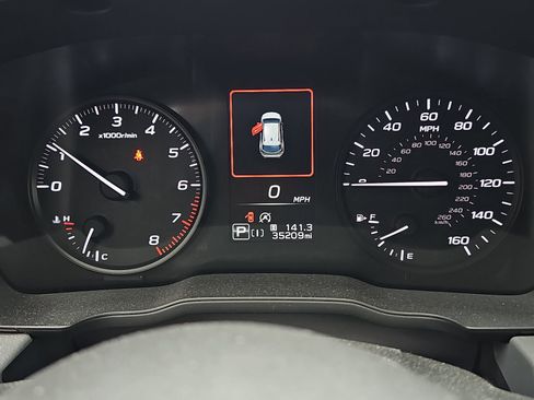 Certified 2024 Subaru Crosstrek 2.0i w/ Crosstrek Mirror Package image 18