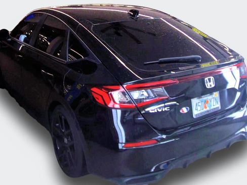 Used 2024 Honda Civic Sport image 12