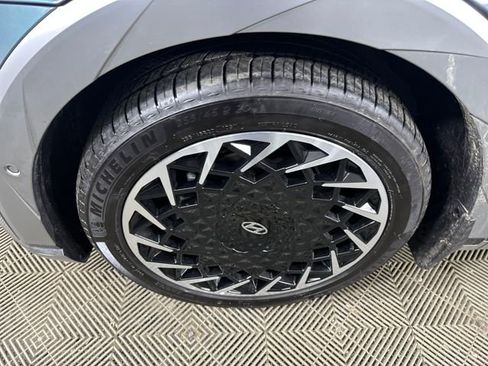 Used 2024 Hyundai Ioniq 5 Limited image 10