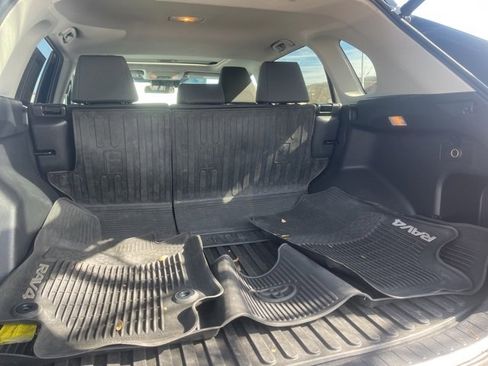 Used 2020 Toyota RAV4 XLE image 53