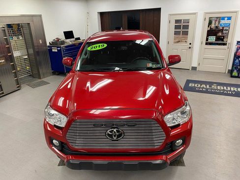 Used 2019 Toyota Tacoma SR5 image 19
