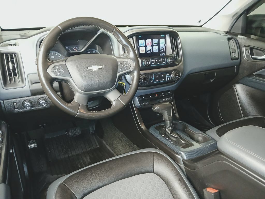 Used 2017 Chevrolet Colorado Z71 AWD/4WD image 9