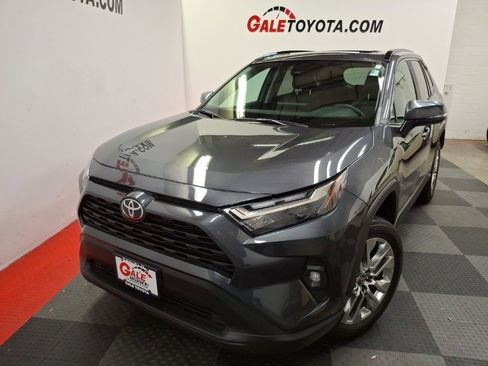 Used 2025 Toyota RAV4 XLE Premium image 2