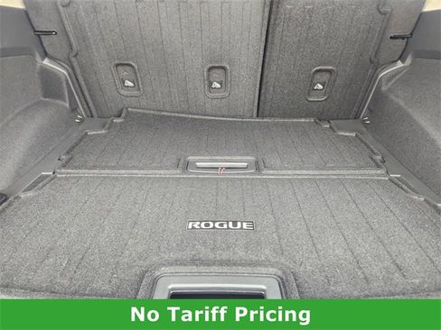 Certified 2026 Nissan Rogue Platinum w/ Platinum Premium Package image 30