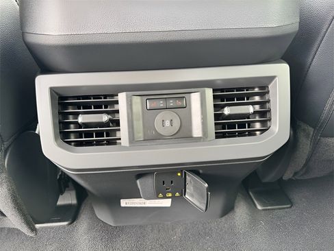 New 2026 Ford F250 Lariat w/ Lariat Ultimate Package image 35