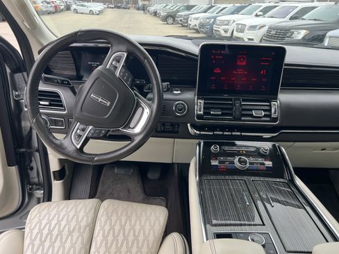 Used 2021 Lincoln Navigator Black Label image 21
