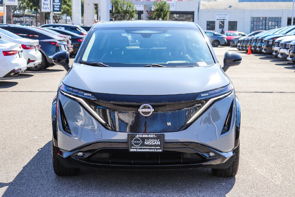 Certified 2023 Nissan Ariya AWD/4WD image 2