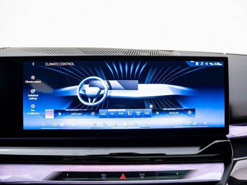 Certified 2026 BMW 540i xDrive image 27