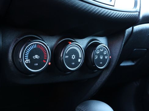 Used 2015 Mitsubishi Outlander Sport ES image 25