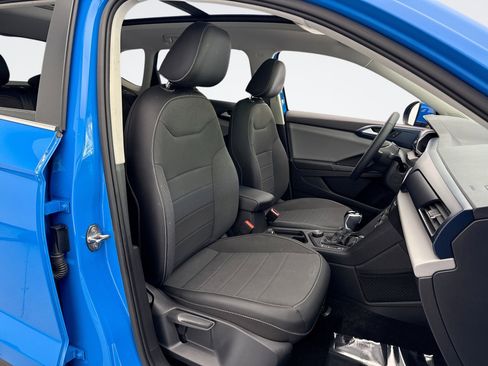 Used 2022 Volkswagen Taos SE image 16