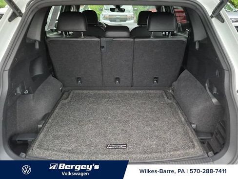 Used 2022 Volkswagen Tiguan SEL R-Line AWD/4WD image 26