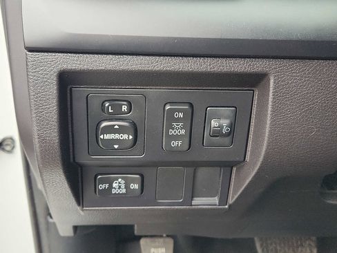 Used 2016 Toyota Tundra SR RWD image 24