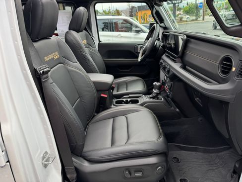 Used 2024 Jeep Wrangler Unlimited Rubicon 392 AWD/4WD image 34