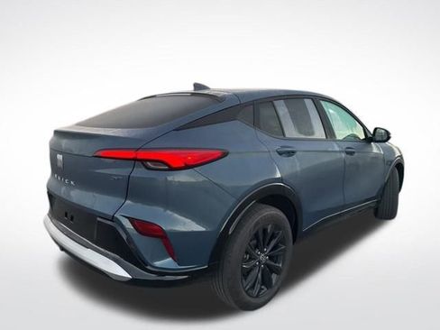 Certified 2024 Buick Envista Sport Touring w/ Convenience II Package image 8