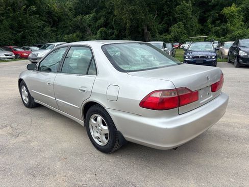 Used 1998 Honda Accord EX image 8