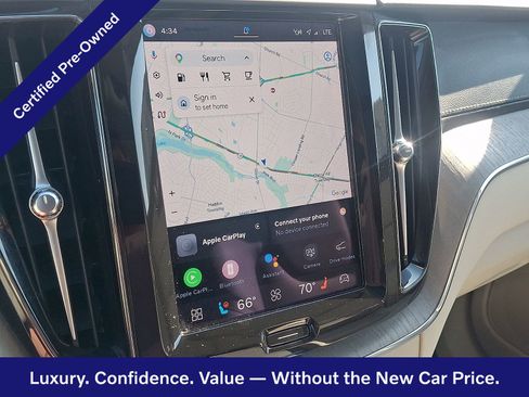 Certified 2023 Volvo XC60 B5 Ultimate w/ Climate Package AWD/4WD image 18