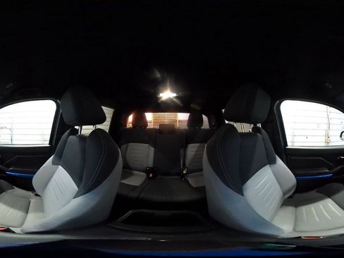 Used 2025 Toyota Tacoma SR image 40