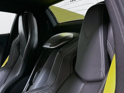 Used 2023 Chevrolet Corvette Stingray Preferred Conv w/ Battery Protection Package RWD image 26