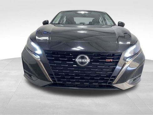 Used 2024 Nissan Altima 2.5 SR image 6