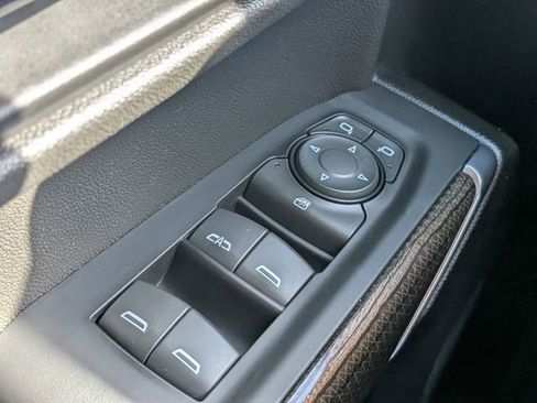 Used 2021 Chevrolet Silverado 1500 RST w/ Bed Protection Package AWD/4WD image 23