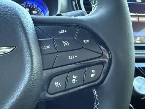 New 2026 Chrysler Pacifica Select w/ S Appearance Package image 15