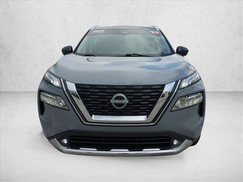 Used 2022 Nissan Rogue Platinum w/ Head-Up Display Package FWD image 2