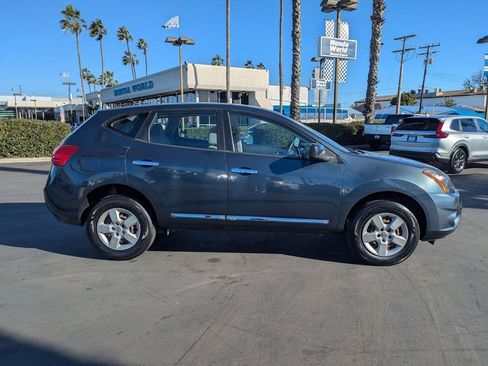 Used 2015 Nissan Rogue S image 18