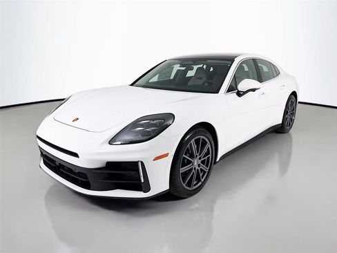 New 2026 Porsche Panamera 4 AWD/4WD image 1