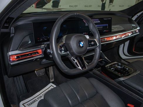 Used 2026 BMW 760i xDrive AWD/4WD image 6